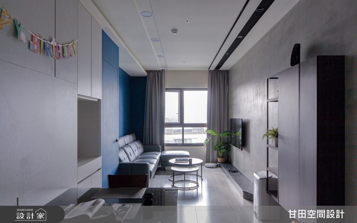 微調格局主臥收納大升級！寶藍烤漆與仿清水模塗料組隊，25 坪工業現代混...