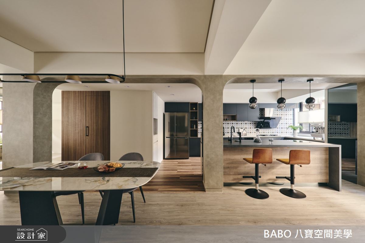 街邊中古透天厝化身個性別墅！開放大餐廚、陽光休憩區宛如置身設計Villa