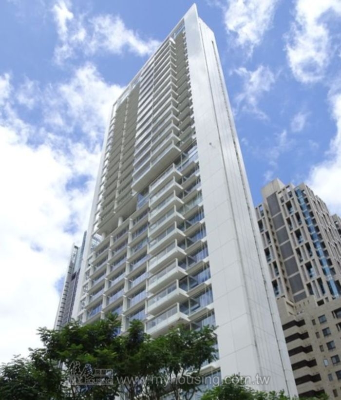 「琢白」最新實價 中低樓單價199.9萬