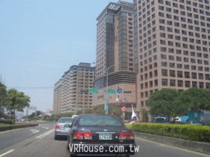 七期八期新連線 大里德芳南路商圈崛起