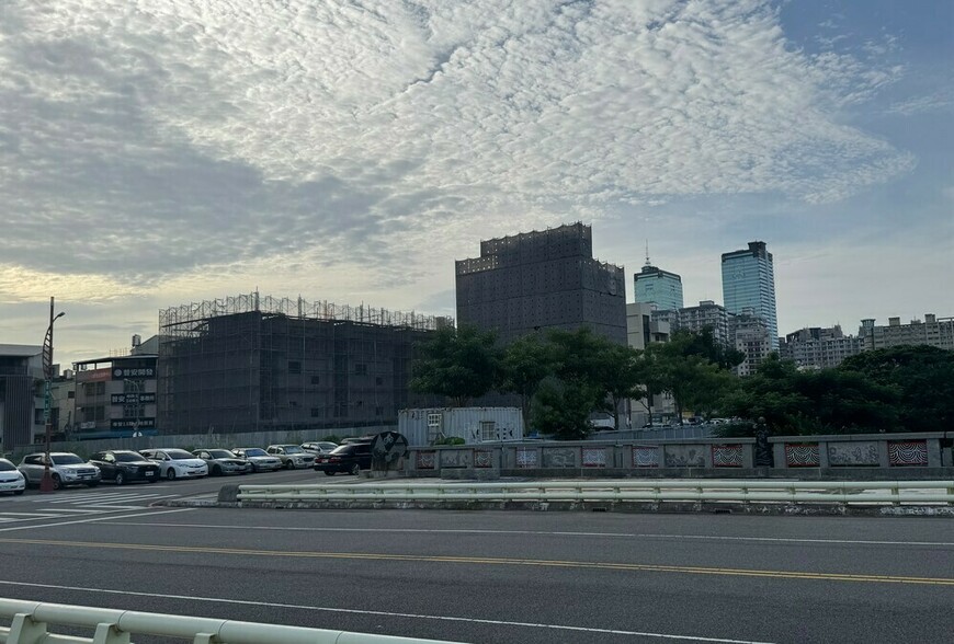 預售屋量縮、價格分化：六都＋新竹2024‑25年房市面貌揭露 | M傳媒