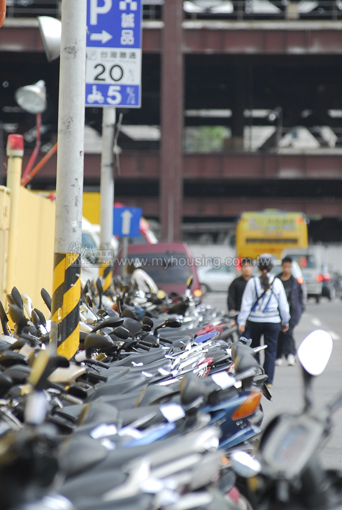機車禁停騎樓　北市府立場不變