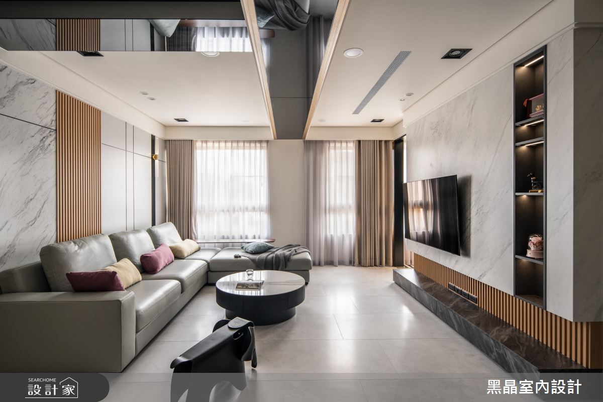 兩戶併一戶的毛胚屋設計！溫潤木質構築三代同堂的現代簡約宅