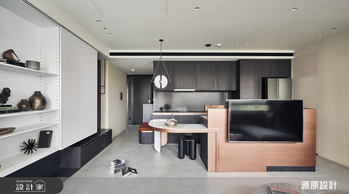 金屬妝點 X 斜面天花！放大 16 坪單身宅的低調奢華