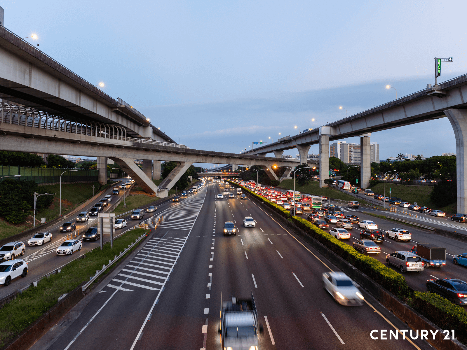 新北市林口區交通方便、生活機能好，房價相對親民吸引不少雙北居民或是首購族看房。（圖片來源_21世紀不動產）