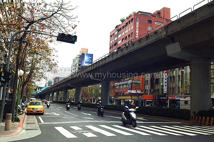 推動北市公宅　柯P盼交通為重