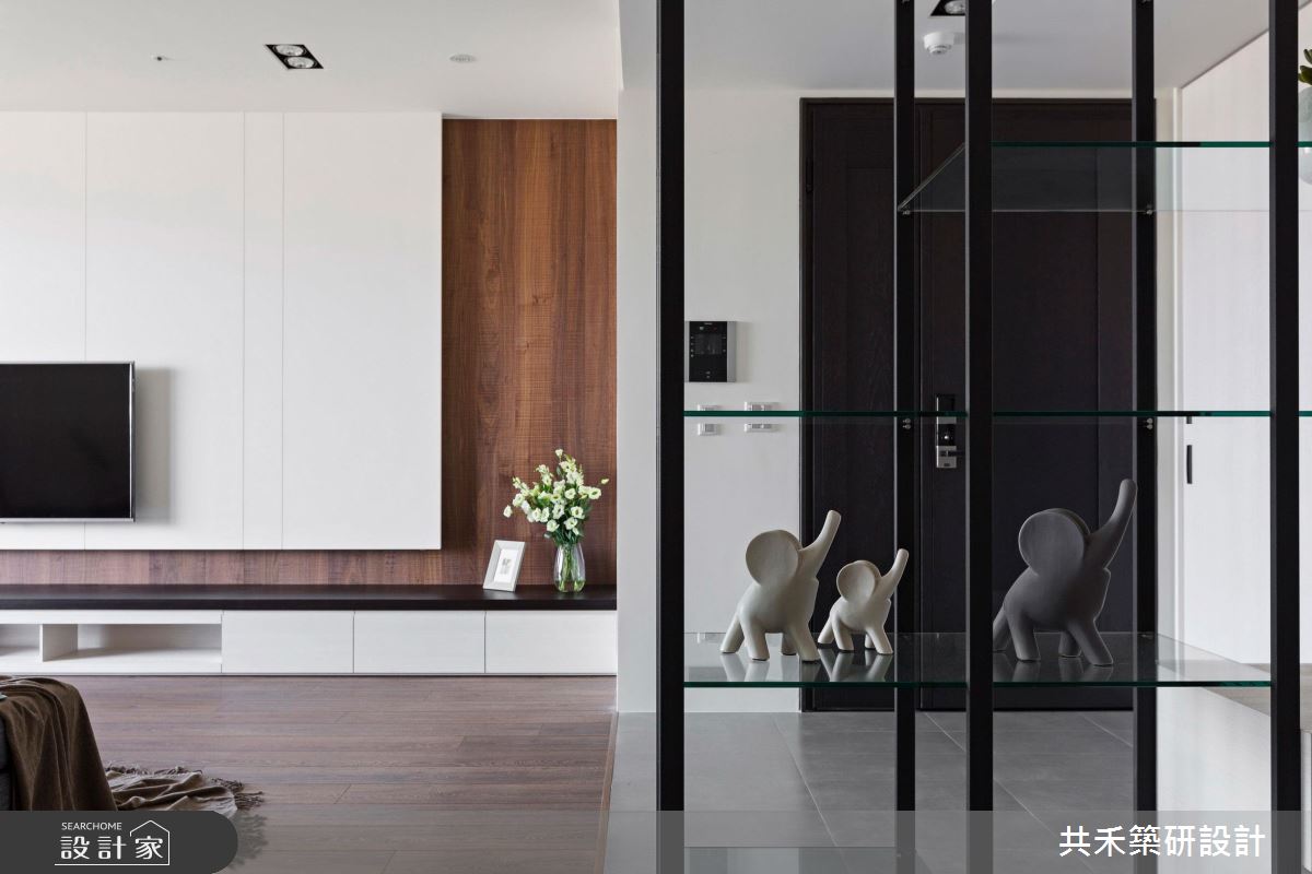 玻璃X開放收納X簡約現代 訂製一家四口陽光宅