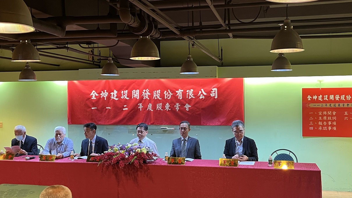 缺工搶人是真的！建商證「工頭整包現金當場發錢」 用這招穩住成本