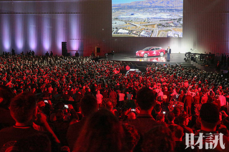 搶進特斯拉黃金１０年 迎接科技新商機