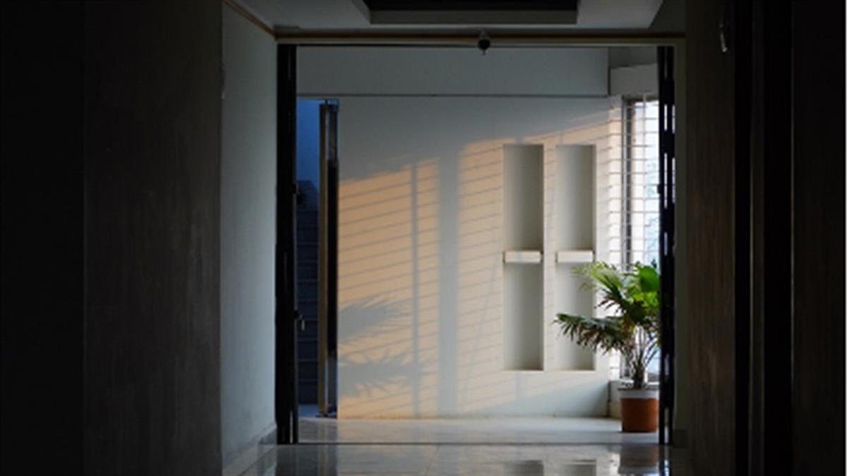 莫名嬰兒學步車聲、馬桶自動沖水！ 他鬼月搬家快崩潰 專家說話了