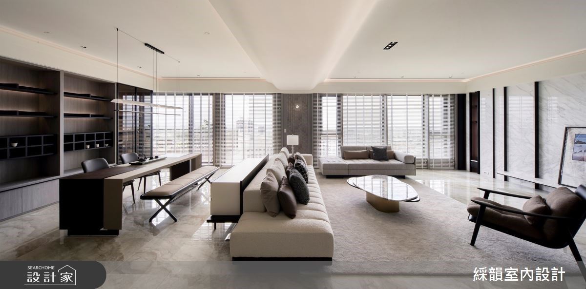 兼顧實用與當代奢華，開闊空間品茶談天融入鬆弛的美學與生活樣貌