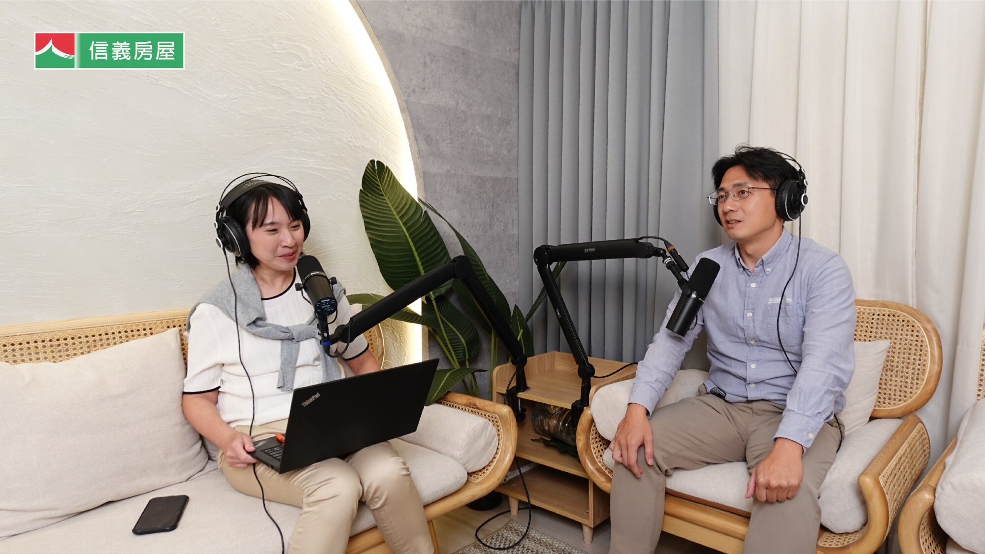 信義房屋不動產企研室專案經理曾敬德建議，第七波信用管制開始後，現在買房自備款要從兩成提高到兩成半至三成，以應對銀行更保守的估價。