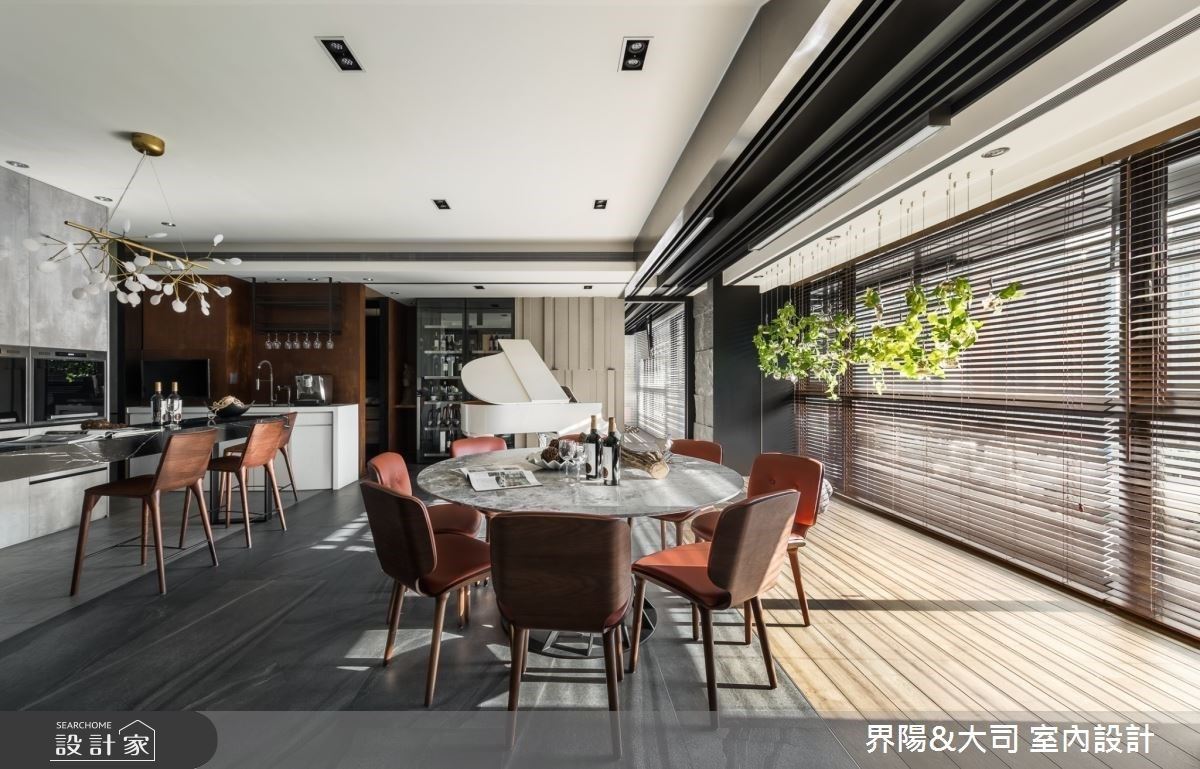 採光計畫全面啟動！ 在 74 坪現代人文宅隨時擁抱陽光