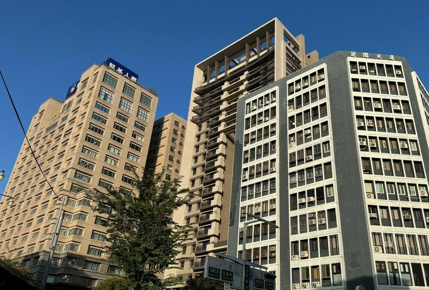 央行按兵不動是假象？楊金龍釋出緊縮訊號　市場已在押注6月升息