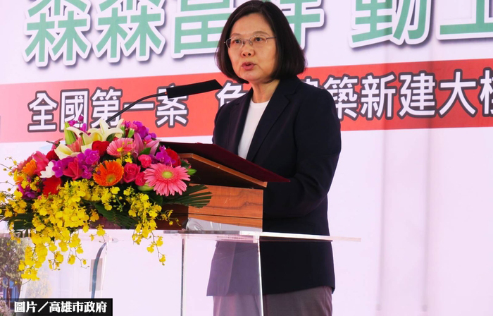 全國首件危老重建在高雄 蔡英文總統親臨現場動工