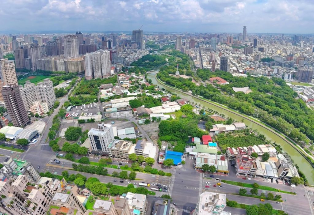 高雄都市計畫新制上路！農舍重建鬆綁可蓋4層樓　寵物殯葬禁進住商區