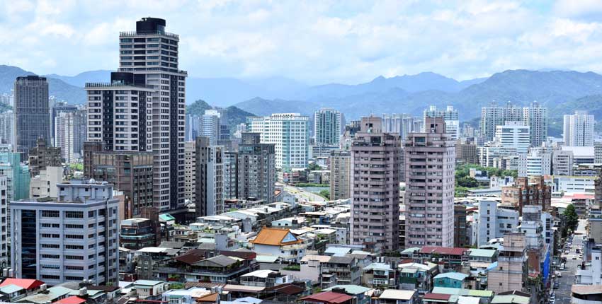 移轉不動產予晚輩 5成擬用贈與