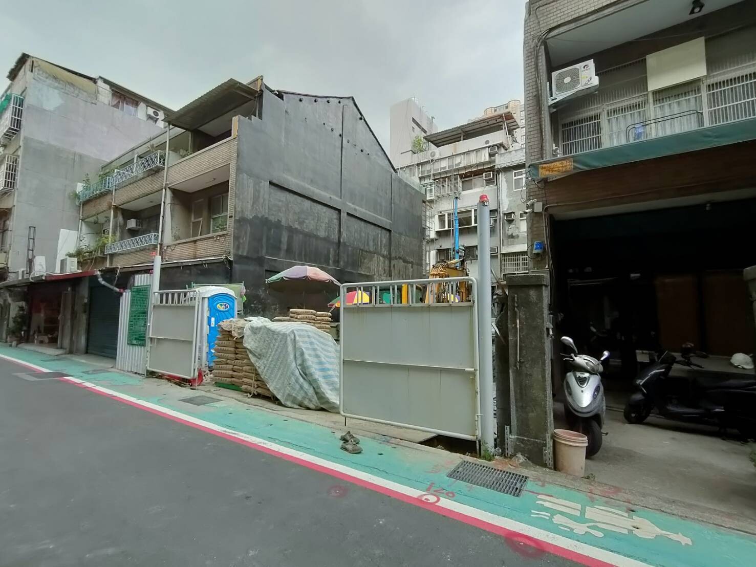 今年上半年平均每10間拆除的房子中，就有4間是在台北市。