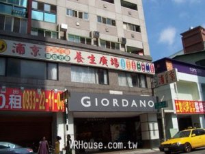 台中低總價店面 小店賺錢無人知