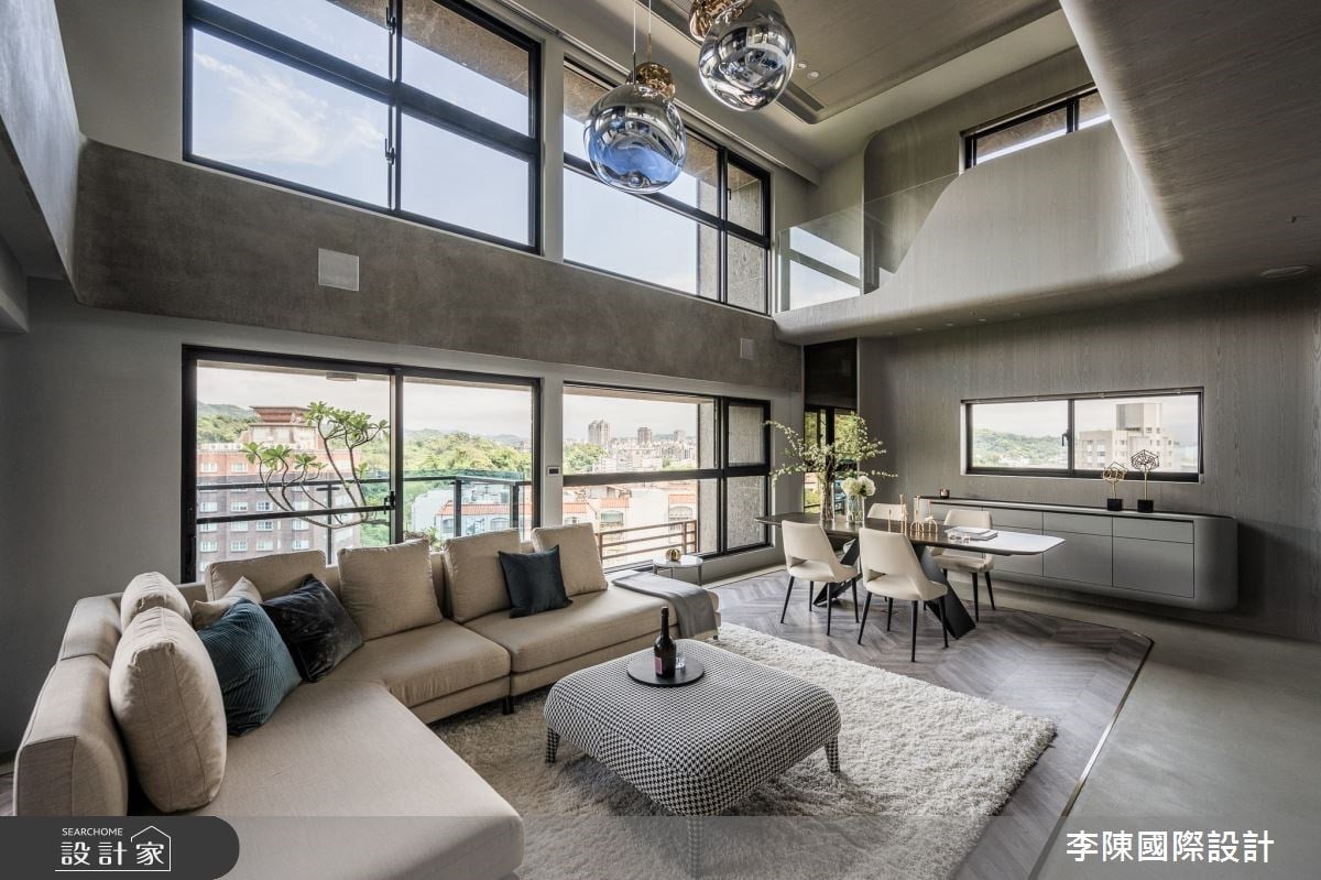 氣勢非凡的隱世豪宅！挑高客廳及無邊際露臺，零距離擁抱大自然，享受最...