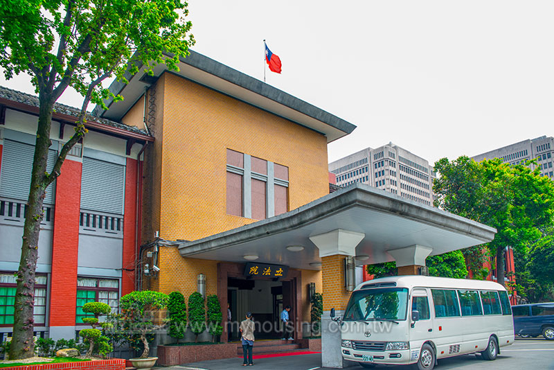 房市928檔爆量創高 官方緊盯交易