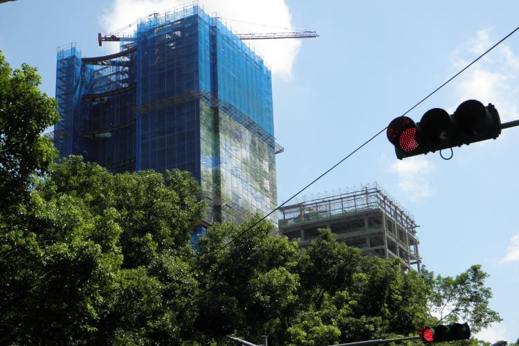 年金改革吵翻天！趁早準備不動產年金卡實在