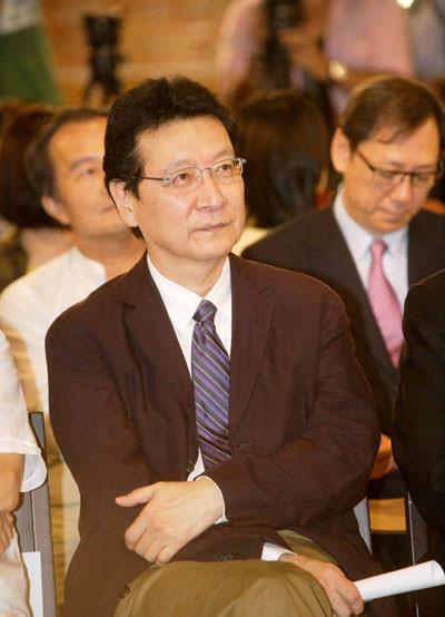 政黨輪替在即　黨產落袋為安？中廣急賣精華區大樓內幕