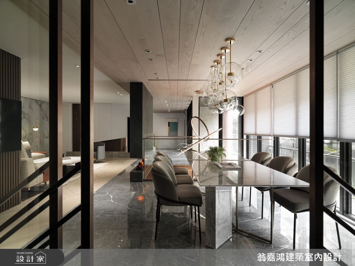 一起屏息開箱高規格豪宅！超現實的懸浮電視牆、五星宴客廳與日式多功能室