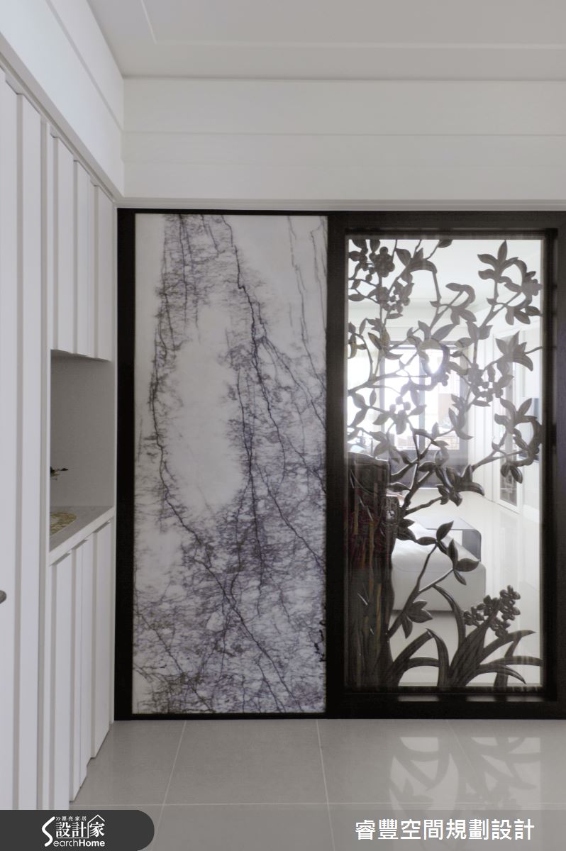 看見水墨畫的留白處 機能滿點的「輕中式」 35 坪退休宅