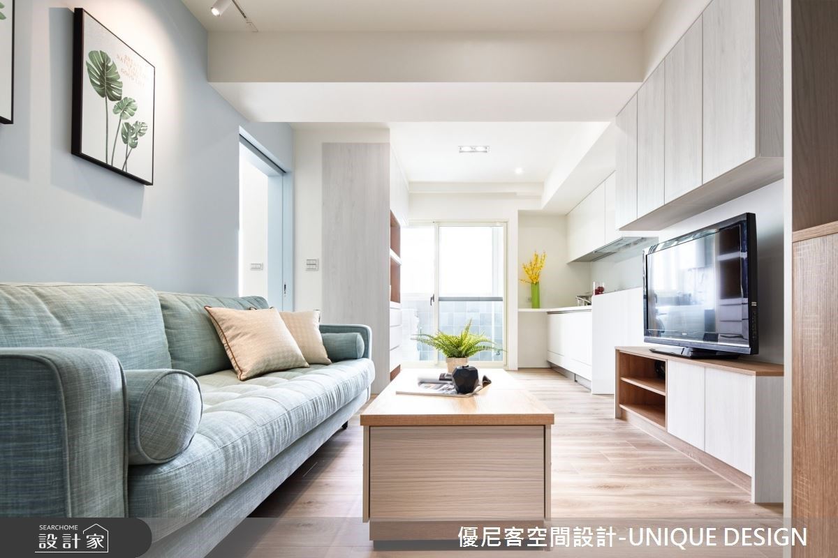 隱藏式床鋪、彈性收納桌解放格局！ 17 坪北歐風中古公寓再多添一廳一衛