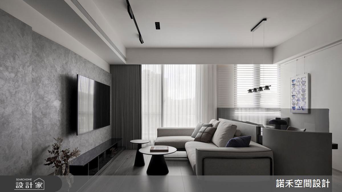 灰調宇宙的一抹湛藍！在靜謐現代風居家，坐擁山光與雲影！