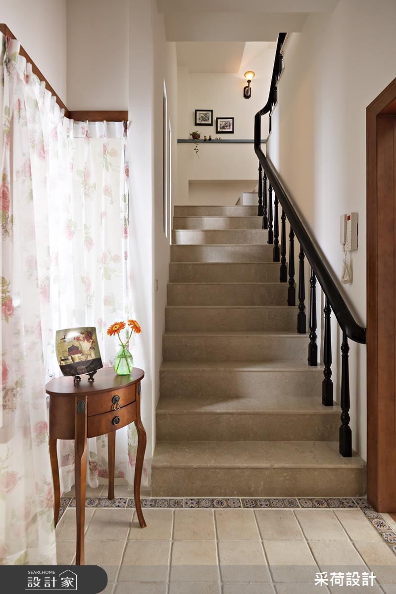 25 坪歐式鄉村風別墅！帶你感受布拉格山城的浪漫