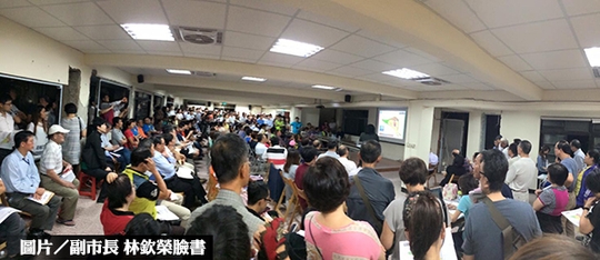 蓋廁所送屋　社子島現配屋奇景