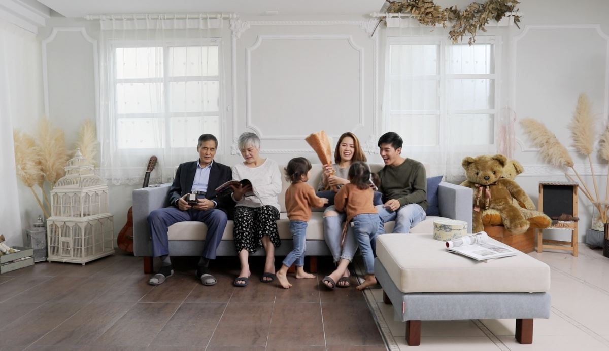 【TV】全家窩進大沙發！承載一輩子的首選上乘沙發！