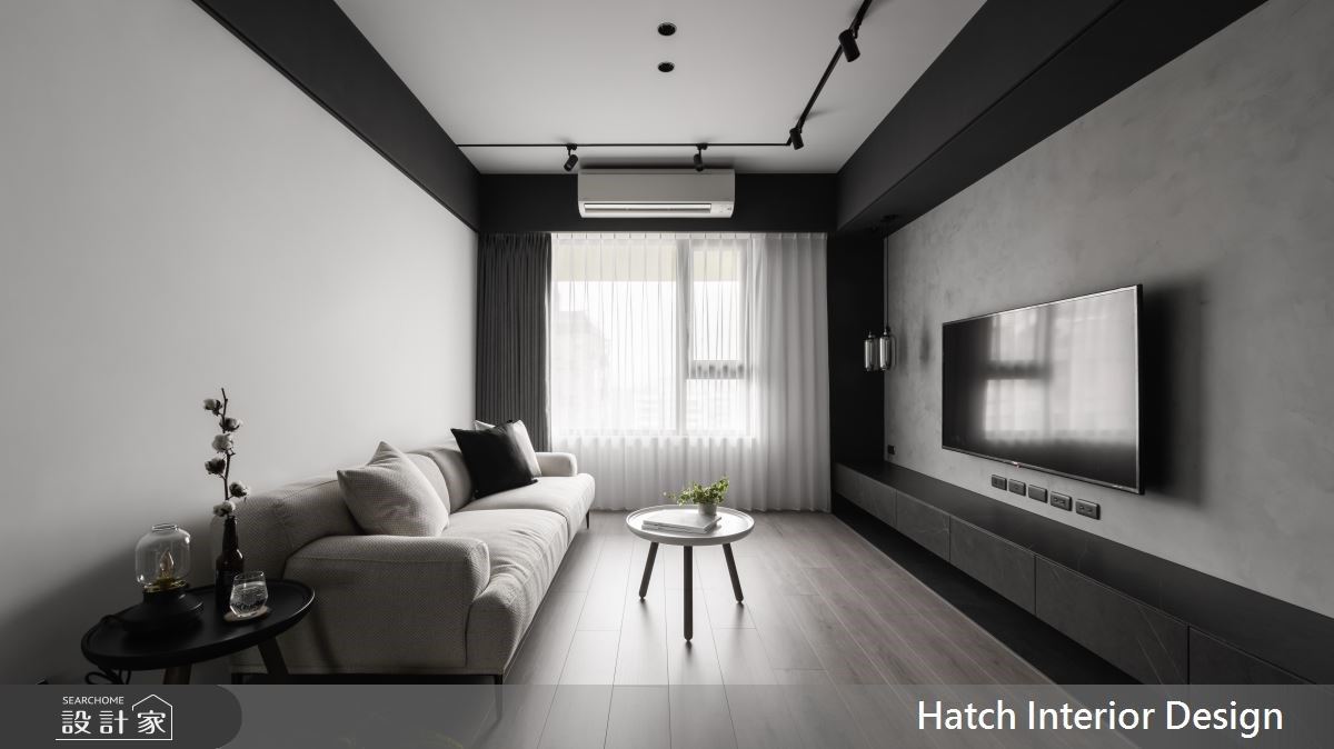 簡約黑白灰打造立體層次！勇敢減一房，還給27坪現代宅無限自由的空間感