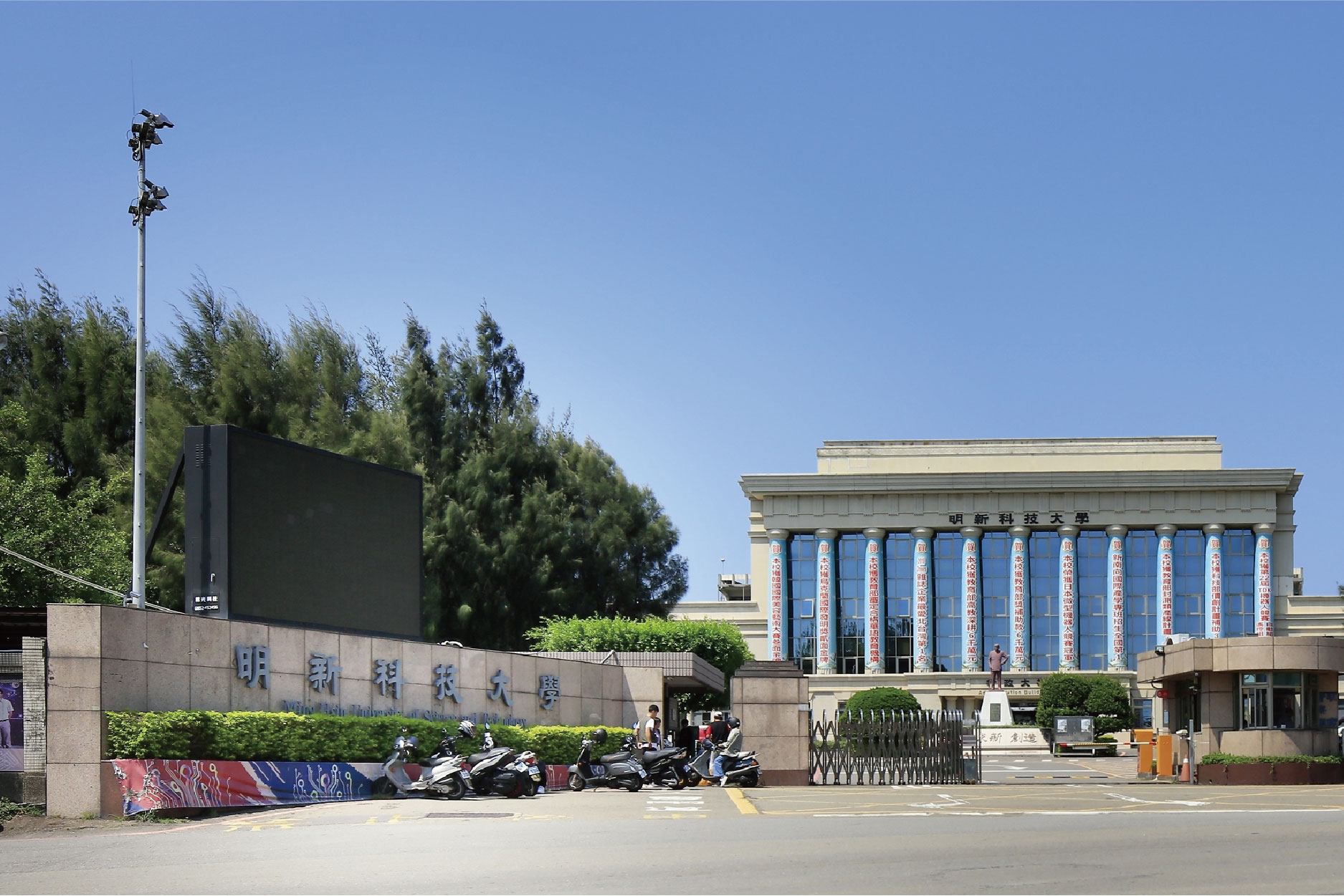 台1線替代道路啟動 鳳山工業區招商 明新重劃區房市夯 富宇明星匯 最後席次