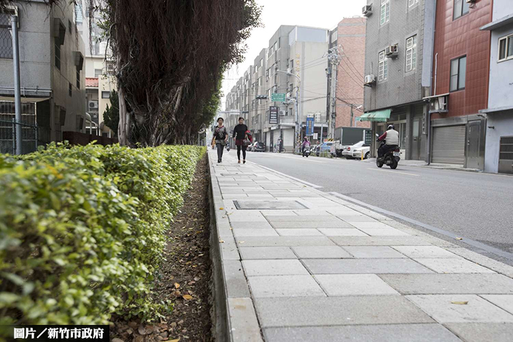 竹市友善人行空間 無障礙通道串接校園與醫院