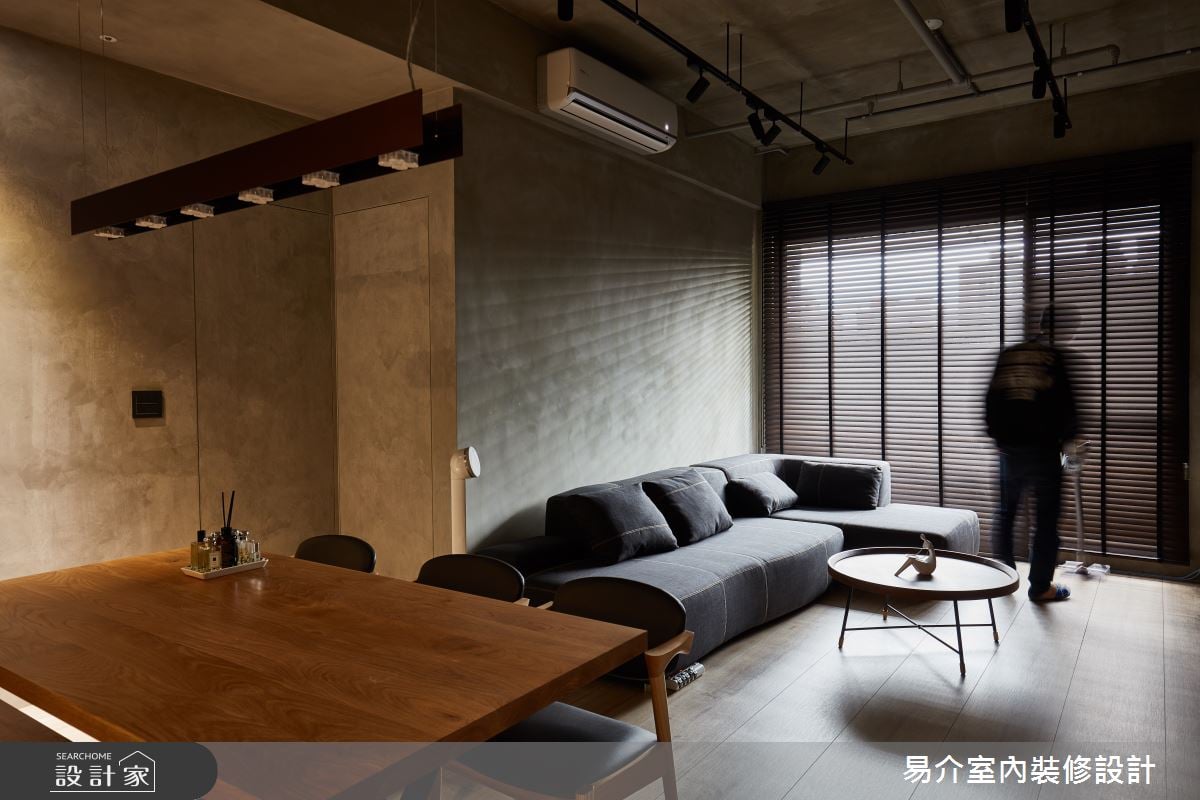 25坪裝潢費居然不到百萬!珪藻土佐軌道燈構築工業感現代宅