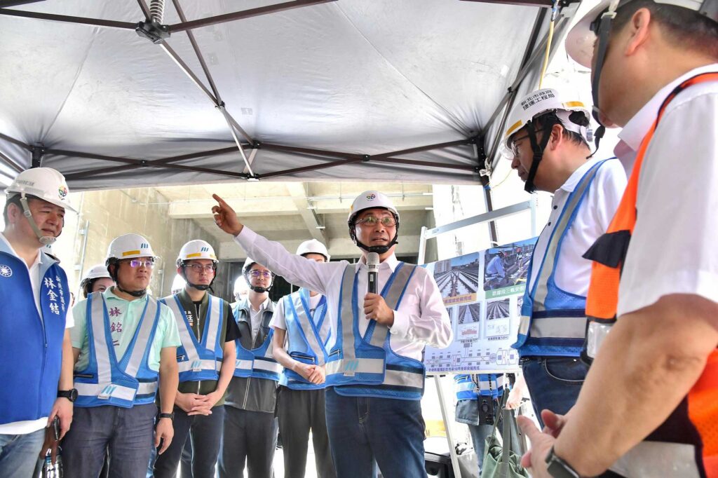 進度已達76%　侯友宜：捷運三鶯線拚明年完工