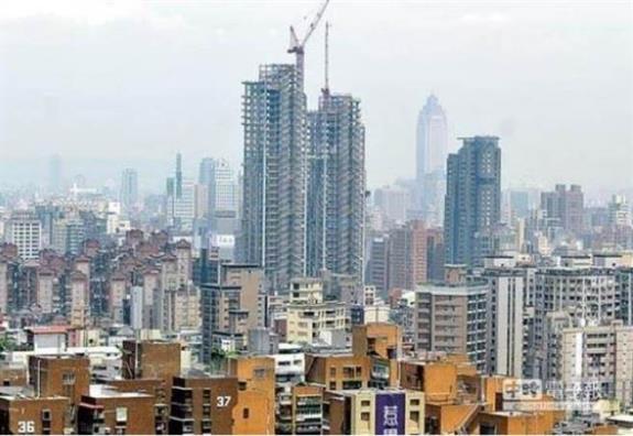 房市「三高」居高不下 三大變數影響明年房市