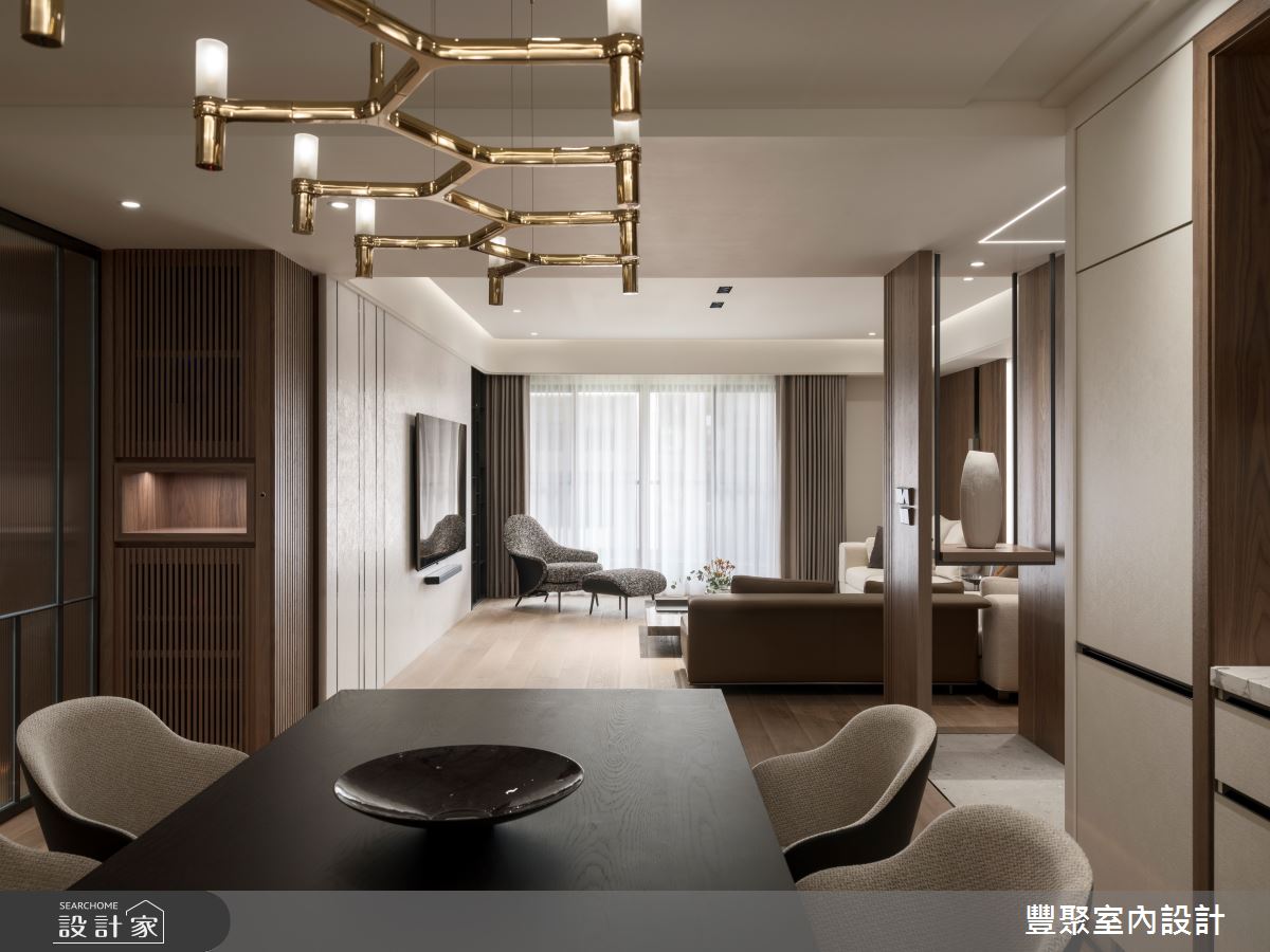 3臥房加入休憩區、更衣間、臥榻！46坪現代宅也能打造飯店般的主臥規格