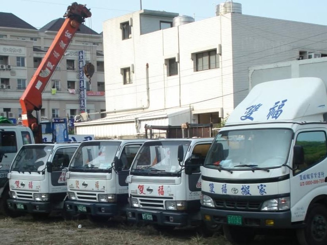 高樓家具搬不動怎麼辦？台中優質搬家團隊從住家、公司到工廠設備一次規...