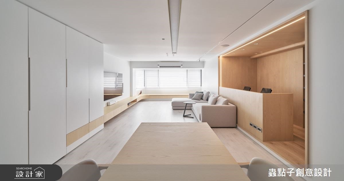 30 年老辦公室化身現代簡約宅！位移浴室+集中收納實踐老屋新生活