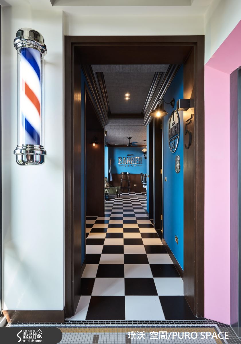 走進皇家藍時光隧道！來到 19 世紀的英式 barber shop