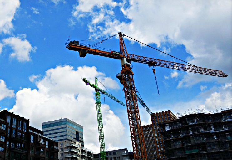 咬牙買預售屋！他遇景氣差「剩基本工資」嘆：房貸恐過不了