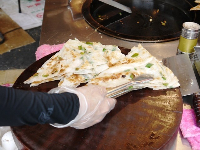 讚啦！酥皮版台式葱油餅