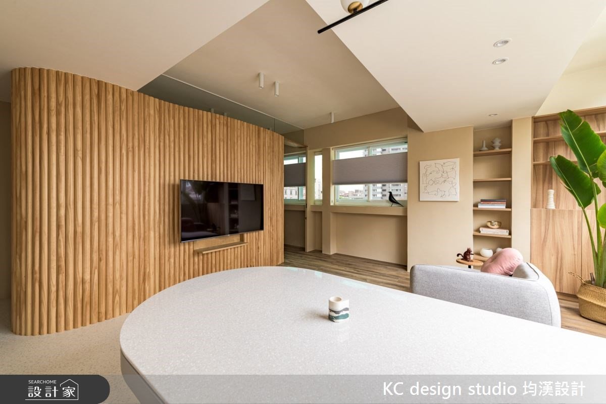 勾起心靈的溫暖回憶！ 15 坪混搭宅以清新陽光、溫潤木質，打造家的歸屬感！