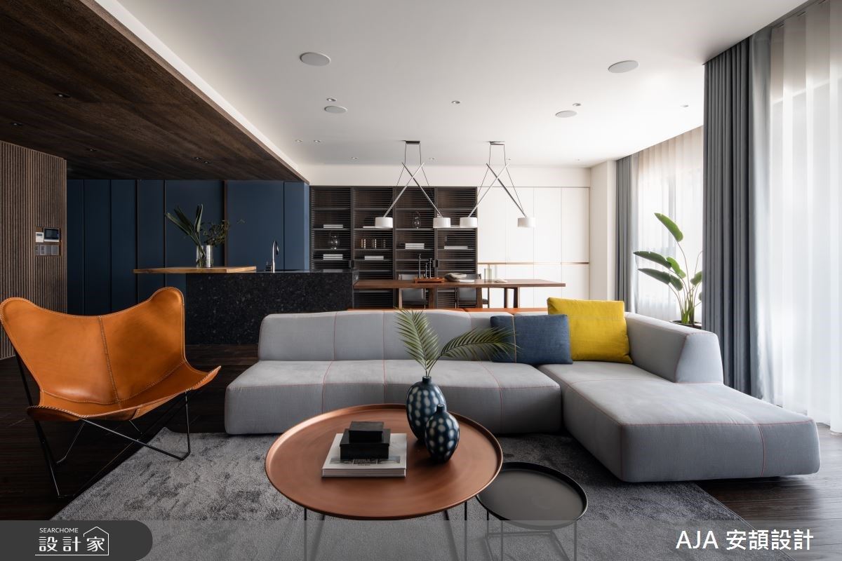 木質調、深海藍的解憂之道！男醫師的療癒系現代宅，為你卸下外在的緊繃壓力