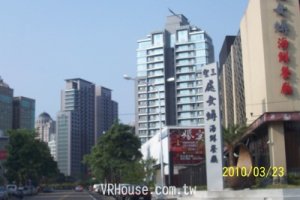 新市政百貨商圈 預售案強勢表態