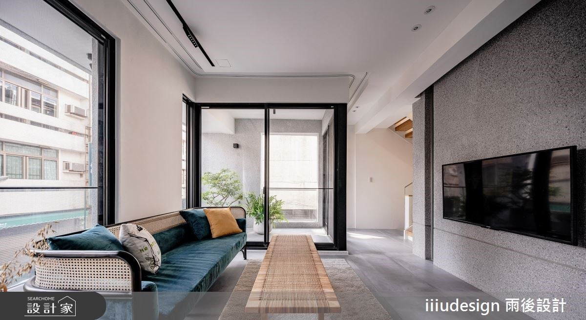 以日光、綠意重塑傳統老街屋！85坪自然現代宅，獻上對退休父母的愛與關心